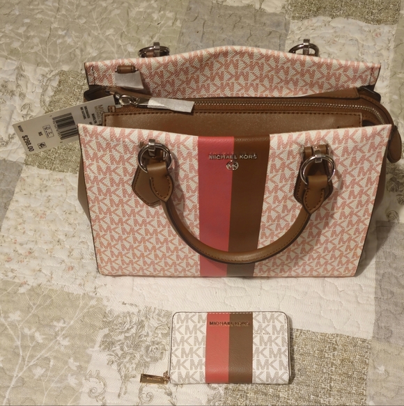 Michael Kors Marilyn Geranium Med Satchel And Wallet NWT - Picture 2 of 7